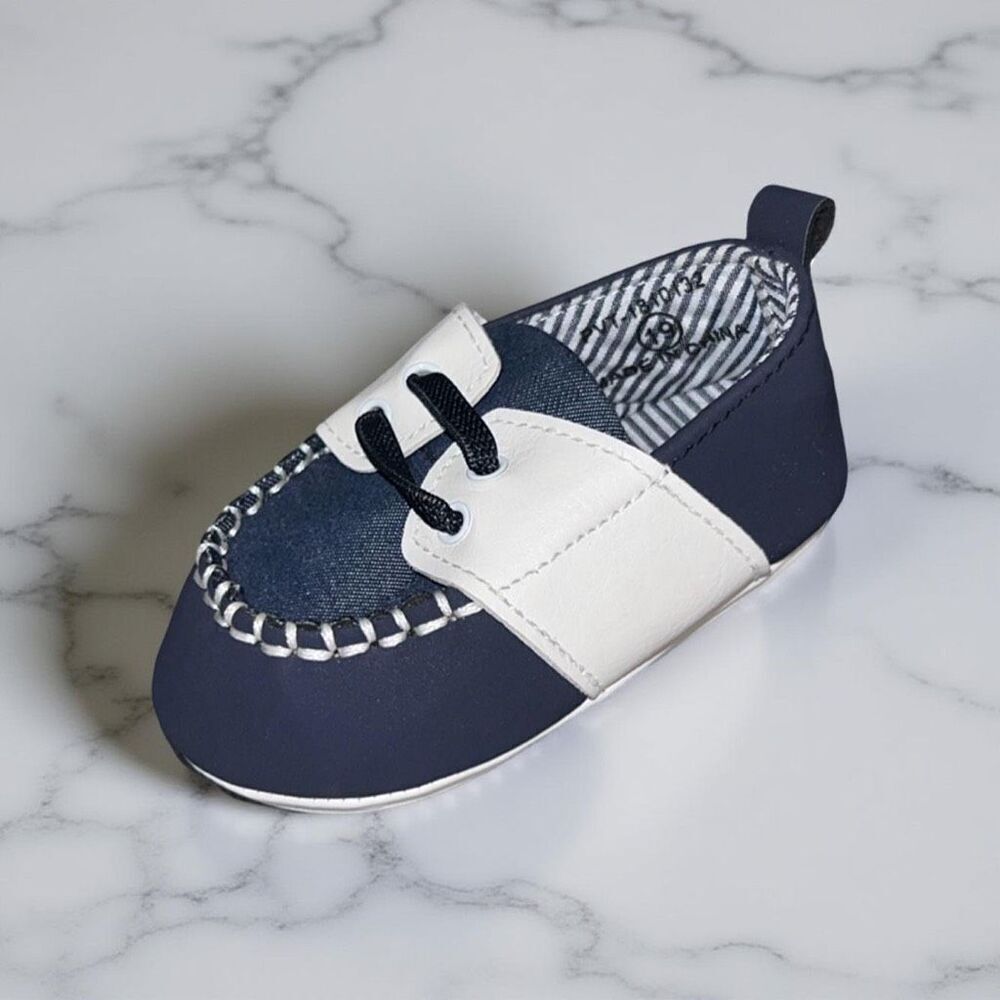 Pitter Pat Baby Boat Crib Shoes Size 19 US PreWalker